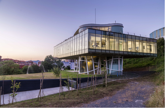 Nueva Sede Pevasa – PREMIO MEJOR FACHADA
