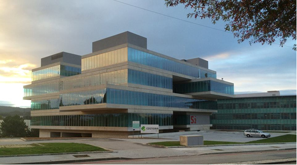 Sanjotec 2 -Centro Empresarial e Tecnológico – PREMIO MEJOR SOLUCIÓN EN VIDRIO